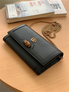 Gu.cci Diana Chain Wallet Black Leather 658243
