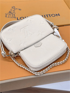 L.V  Multi Pochette Accessories Monogram Empreinte Grained Cowhide Cream M80399