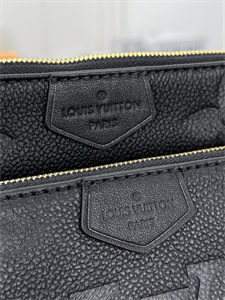 L.V  Multi Pochette Accessories Monogram Empreinte Grained Cowhide Black M80399