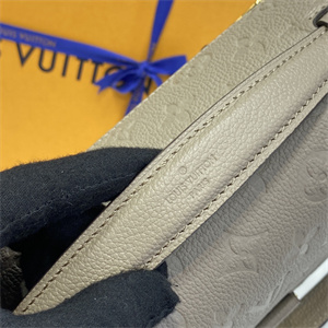 L.V Pochette  Métis  Monogram Empreinte Turtledove M44881