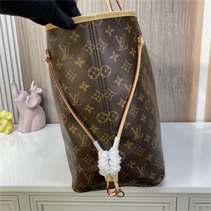 L.V Neverful GM Monogram Canvas Inside Red M40991