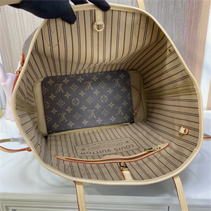 L.V Neverful MM Monogram Canvas Inside Beige M40995