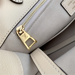 L.V ONTHEGO PM Monogram Empreinte Cream M46569