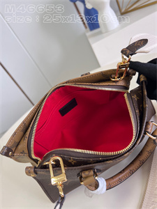 L.V ONTHEGO East West Giant Monogram and Monogram Reverse Canvas M46653