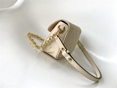 L.V Wallet On Chain IVY Monogram Emprenite Cream M82210
