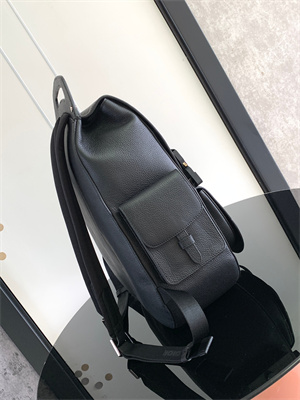 Di.or Maxi Gallop  Backpack Grained Calfskin Black
