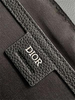 D*or saddle messenger bag oblique jacquard with grained calfskin