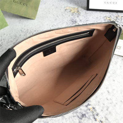 Gu.cci GG Black Leather Clutch 473881