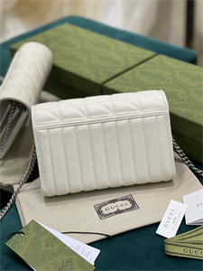 Gu.cci GG Marmont Mini  Bag White 474575