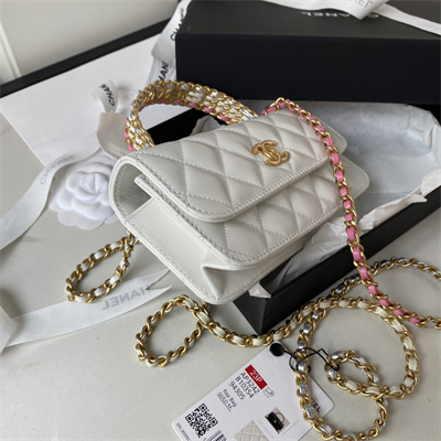 Cha.nel Wallet On Chain With Handel Shinny Calfskin Gold Tone Metal White AP3242