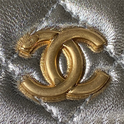 Cha.nel Wallet On Chain With Handel Shinny Calfskin Gold Tone Metal Silver AP3242