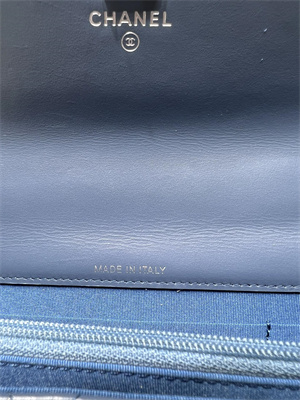 Cha.nel Wallet On Chain With Top Handle Shiny Calfskin Silver Tone Metal Blue AP3566