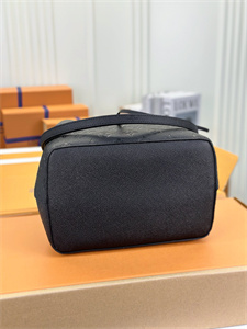 L.V Néonoé MM Bag Monogram Empreinte Black M45306