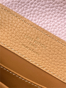 L.V Capucines Mini Bag Taurillon Leather Beige/Pink M59440