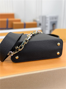 L.V Capucines Mini Bag Taurillon Leather Black M21798