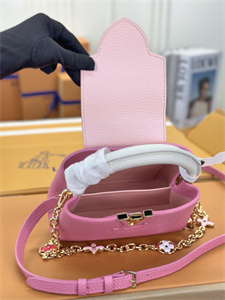 L.V Capucines Mini Bag Taurillon Leather Sakura Pink M22375