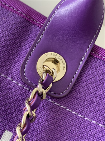 Ch*el deauville small shopping bag mixed fibers gold tone metal purple as3257