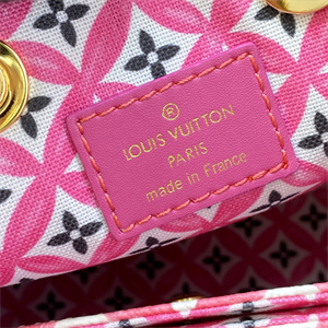 L.V Néonoé BB Bag Giant Monogram Canvas Hot Pink M22986