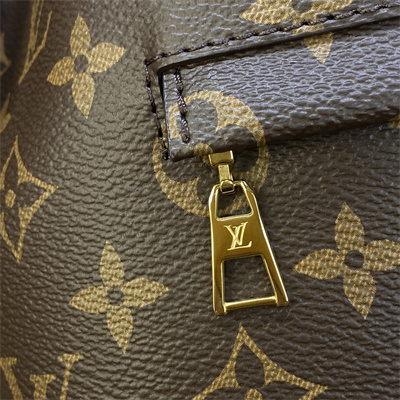 L.V Montsouris PM Backpack Monogram Black M45515