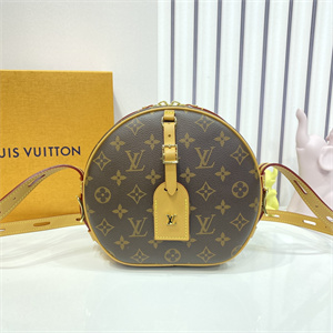 L.V BOITE CHAPEAU SOUPLE Bag Monogram M45647
