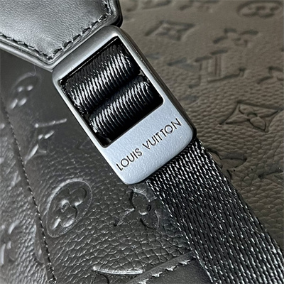 L.V Christopher MM Backpack Monogram Taurillon Leather Black M55699