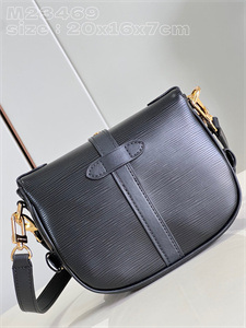 L.V Saumur BB Bag Epi Leather Black M23469