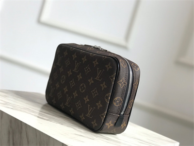 L.V Toilet Pouch GM Monogram Canvas M47506