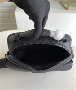 L.V S Lock Messenger Bag Monogram Embossed Taurillon Cowhider Leather M58489