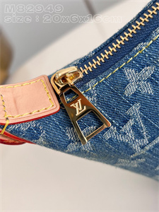 L.V Hills Pochette Bag Monogram Denim M82949