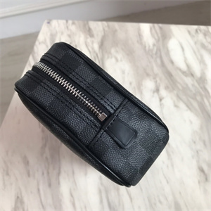 L.V Toilet Pouch PM Damier Graphite N47522