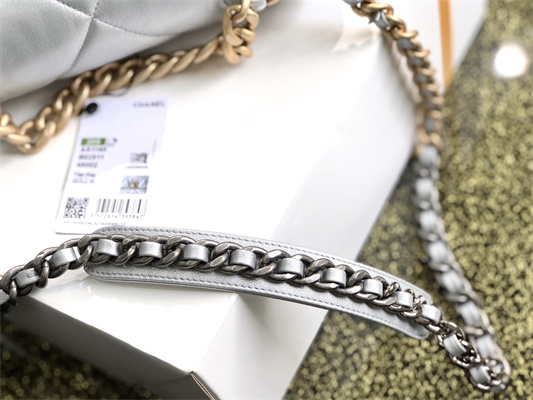 Cha.nel 19 Handbag Goatskin Gold Double C Metal Silver AS1160