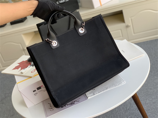 Cha.nel Deauville Large Shopping Bag Bead Mixed Fibers Gold Tone Metal Black A66941