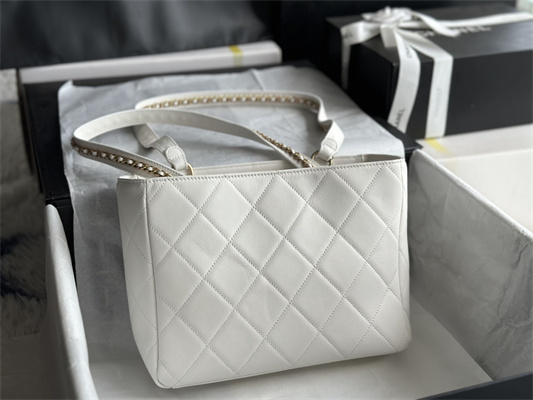 Cha.nel Shopping Bag Smooth Calfskin Gold Tone Metal White AS3508