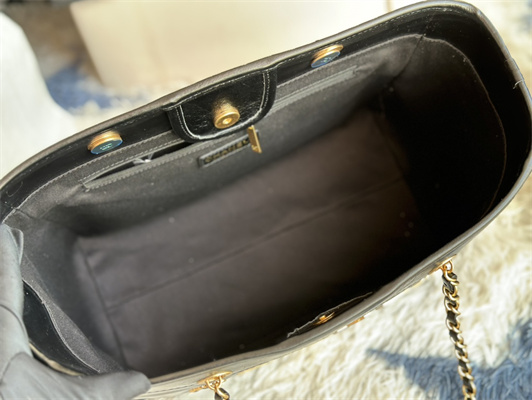 Cha.nel Deauville MM Shopping Bag Shiny Calfskin Gold Tone Metal Black A67001