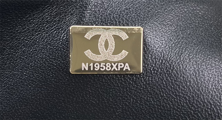 Cha.nel Medium Classic Flap Bag Tweed Gold Tone Metal Colorful A01112