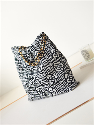 Cha.nel 22 Small Handbag Tweed Gold Tone Metal Black/White AS3260