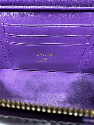 Cha.nel Vanity Case With Top Handle Lambskin Gold Tone Metal Purple AP2199