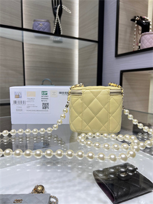 Cha.nel Vanity Case With Chain Lambskin Gold Tone Metal Yellow AP2581