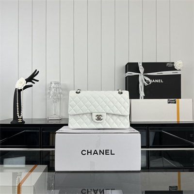 Cha.nel Medium Classic Flap Bag Grained Calfskin Silver Tone Metal White 01112