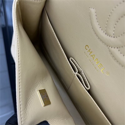 Cha.nel Medium Classic Flap Bag Grained Calfskin Gold Tone Metal Beige 01112