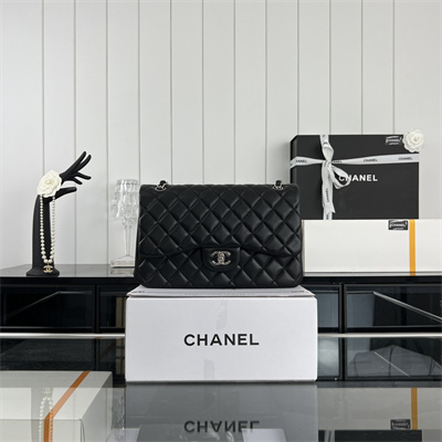 Cha.nel Large Classic Flap Bag Lambskin Silver Tone Metal Black 58600