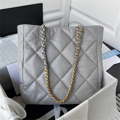 Cha.nel 19 Tote Bag Lambskin Grey AS3519