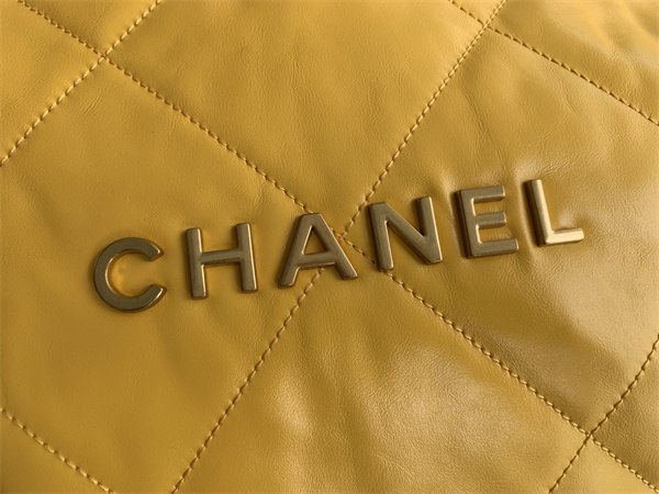 Cha.nel 22 Small Handbag Shiny Calfskin Gold Tone Metal Yellow AS3260
