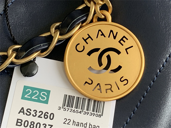 Cha.nel 22 Small Handbag Shiny Calfskin Gold Tone Metal Dk Navy AS3260