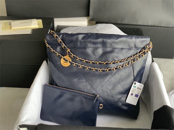 Cha.nel 22 Small Handbag Shiny Calfskin Gold Tone Metal Dk Navy AS3260