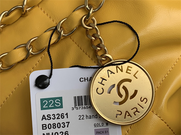 Cha.nel 22 Medium Handbag Shiny Calfskin Gold Tone Metal Yellow AS3261