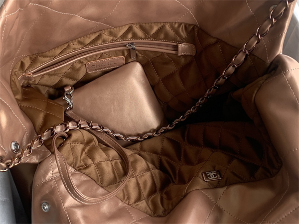 Cha.nel 22 Large Handbag Shiny Calfskin Iridescent Tone Metal Brown AS3262