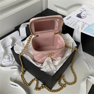Cha.nel Vanity Case Lambskin Gold Tone Metal Pink AP3300