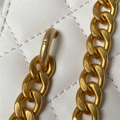 Cha.nel Vanity Case Lambskin Gold Tone Metal White AP3301