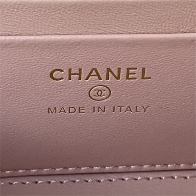 Cha.nel Vanity Case Lambskin Gold Tone Metal Pink AP3301